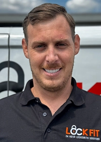 gino-coen-lockFit-bournemouth-locksmith-portrait-profile gino-coen-lockFit-bournemouth-locksmith-portrait-profile